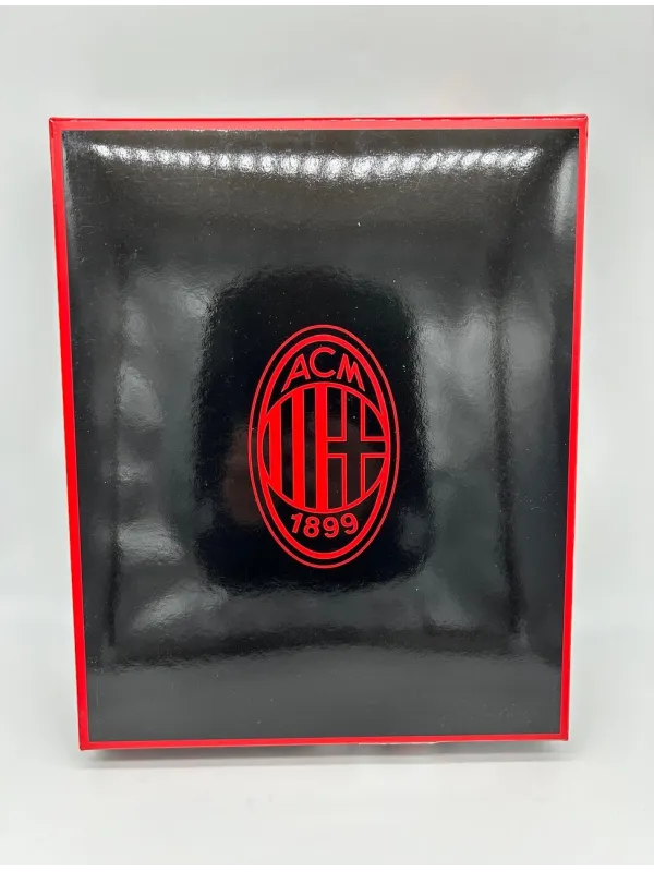 Acquista ora PIGIAMA COMPLETO UOMO COTONE 100% MEZZA MANICA PANTALONCINO COLLEZIONE 2025 HERMET AC MILAN PGCMJ102035 su nonsoloi