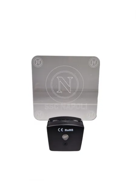 Acquista ora LAMPADA LED DA NOTTE PERSONALIZZABILE IN VARI COLORI DI LUCE CON LOGO GIEMME SSC NAPOLI OFFICIAL NL002NP su nonsolo
