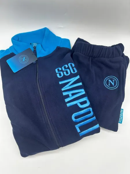 Acquista ora copia di PIGIAMA TUTA UOMO PILE FULL ZIP COLLECTION 2024-2025 HERMET FC JUVENTUS PIGJP101055.B su nonsolointimo1994 2
