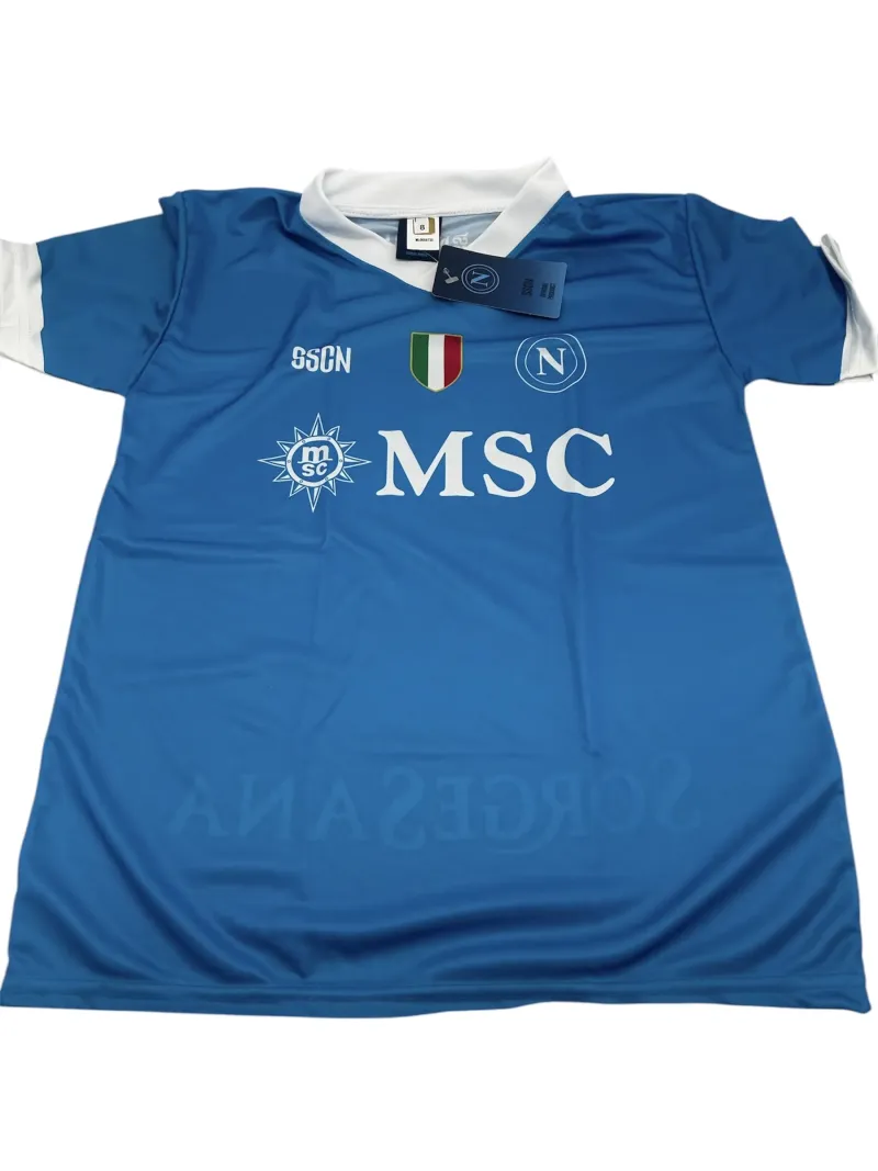 Acquista ora MAGLIA 2024-2025 UOMO REPLICA SSC NAPOLI OFFICIAL CON SCUDETTO RICAMATO senza nome e numero NA2324 su nonsolointimo