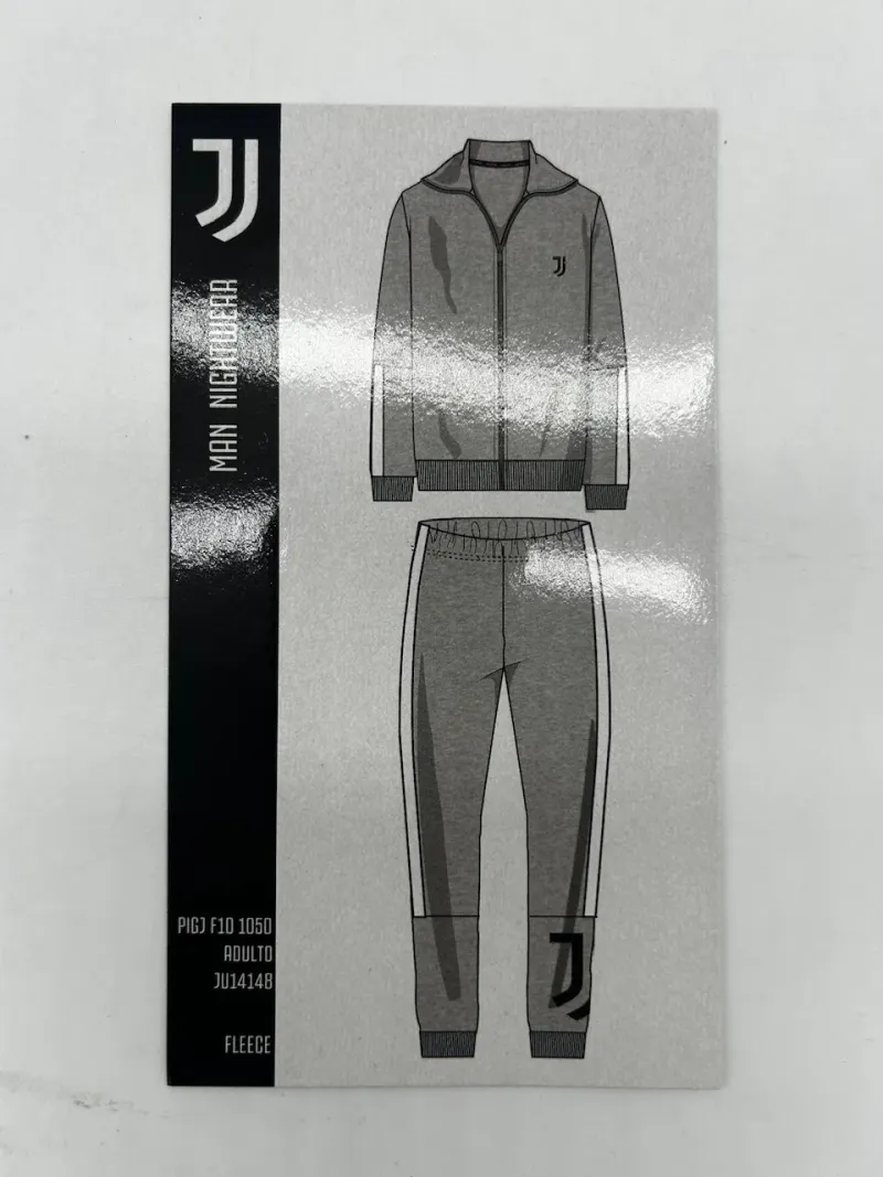 Acquista ora TUTA UOMO FELPA FULL ZIP COLLECTION 2024-2025 HERMET FC JUVENTUS PIGJF101110 su nonsolointimo1994.com