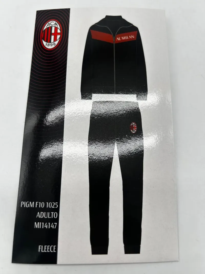 Acquista ora TUTA UOMO FELPA FULL ZIP COLLECTION 2025-2026 HERMET AC MILAN PIGMF101085 su nonsolointimo1994.com