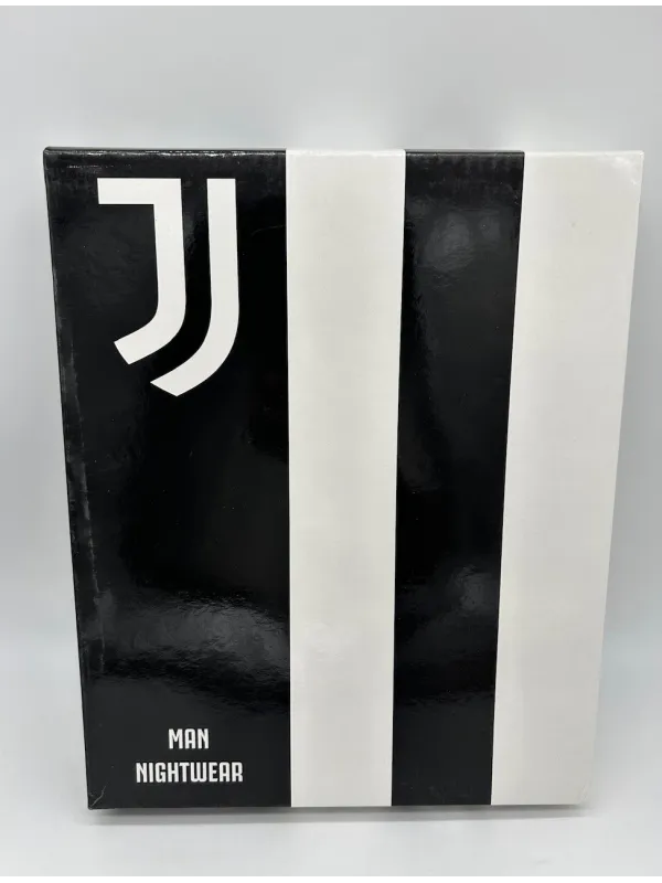 Acquista ora PIGIAMA COMPLETO UOMO COTONE 100% CANOTTA PANTALONCINO FC JUVENTUS B2JU14077 su nonsolointimo1994.com