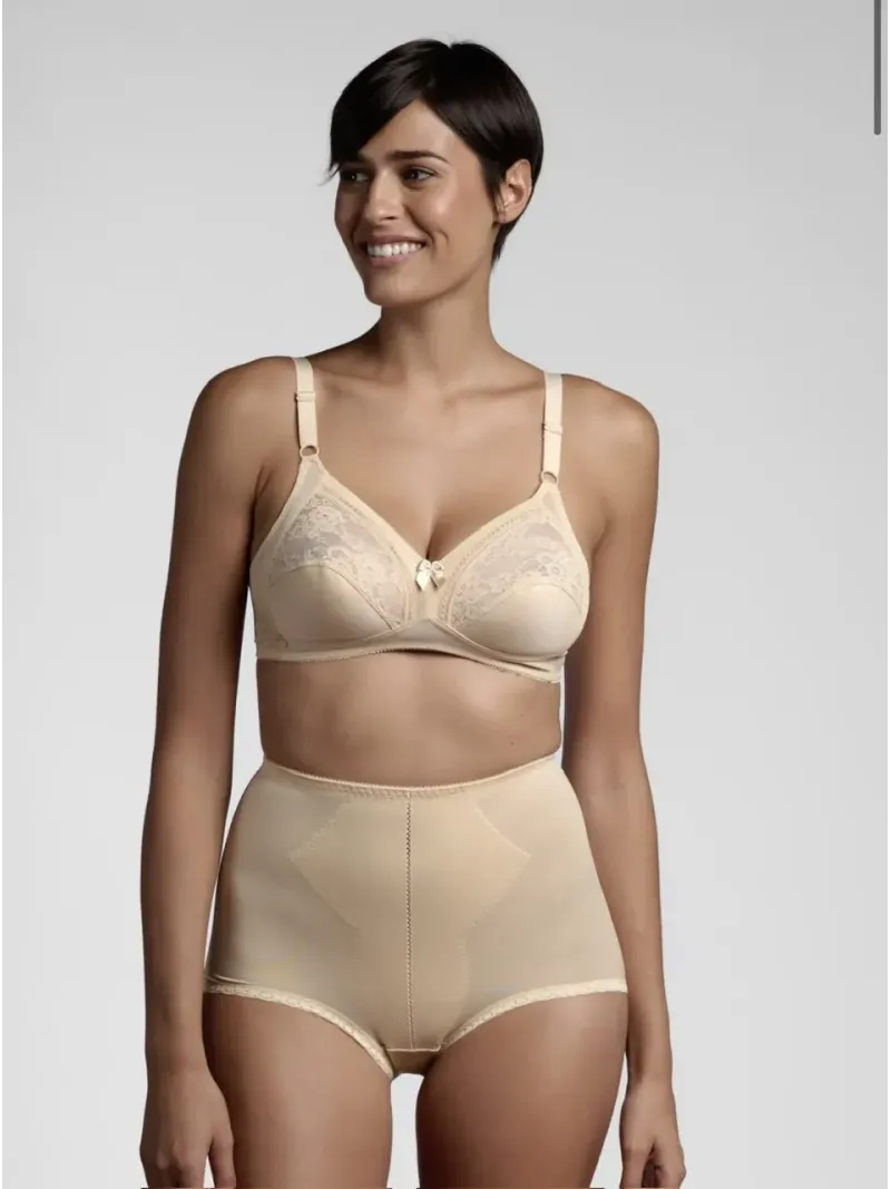 Acquista ora GUAINA MODELLANTE LEPEL GIADA VLPT02011 su nonsolointimo1994.com