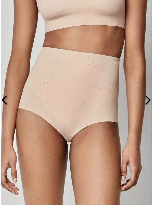 Acquista ora GUAINA VITA ALTA CONTENITIVA SENZA CUCITURE GISELA 10049 su nonsolointimo1994.com
