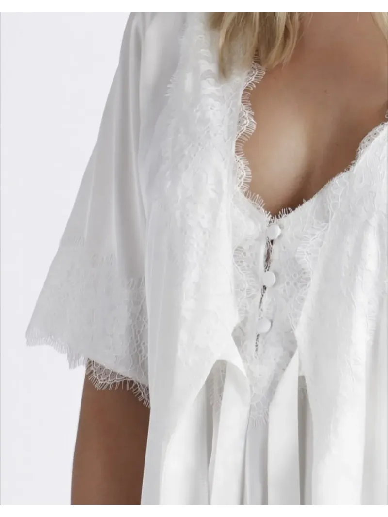 Acquista ora KIMONO + SOTTANA RASO CON DETTAGLI PIZZO ADMAS 67004 su nonsolointimo1994.com