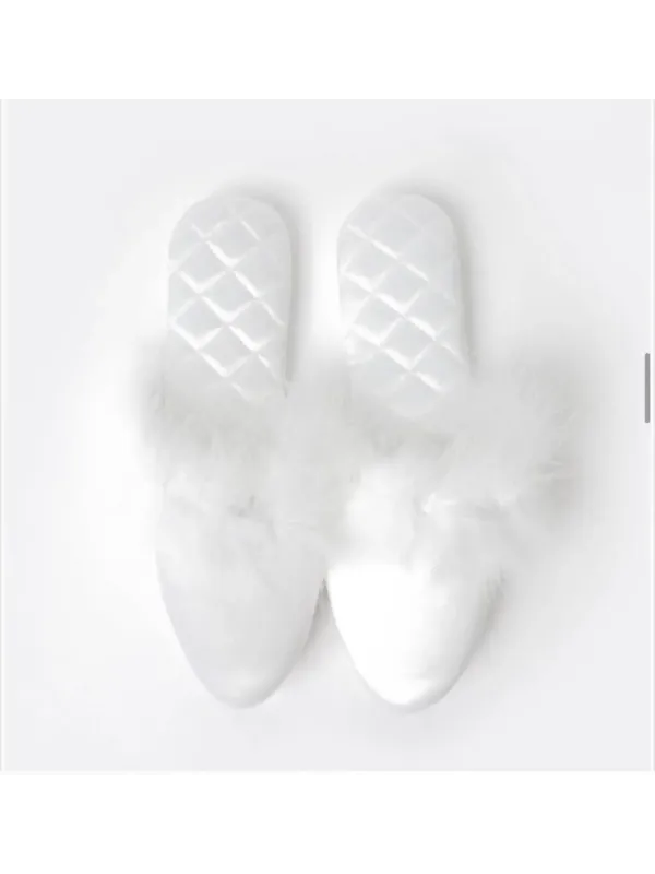 Acquista ora PANTOFOLA DONNA SPOSA RASO E PIUME ADMAS 69124S su nonsolointimo1994.com