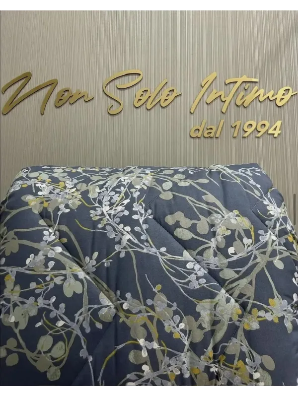 Acquista ora TRAPUNTA MATRIMONIALE VIA ROMA 60 Queen su nonsolointimo1994.com