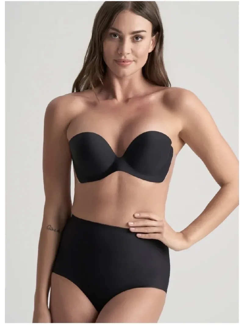 Acquista ora REGGISENO INVISIBILE AUTOADESIVO CON COPPE LISCE E ALI TRASPARENTI BYE BRA Diva su nonsolointimo1994.com