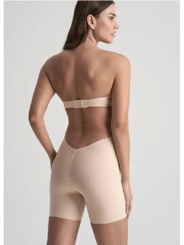 Acquista ora PANTALONCINO CONTENITIVO SCOLLATURA PROFONDA RETRO BYE BRA Waist Short su nonsolointimo1994.com