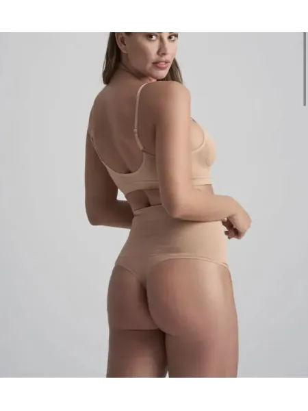 Acquista ora PERIZOMA VITA ALTA SENZA CUCITURE TAGLIO LASER BYE BRA 1400/01/02/03 su nonsolointimo1994.com 2