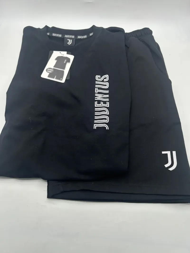 Acquista ora PIGIAMA UOMO COTONE 100% MEZZA MANICA PANTALONCINO COLLEZIONE 2025 HERMET FC JUVENTUS PGCJJ103000 su nonsolointimo1