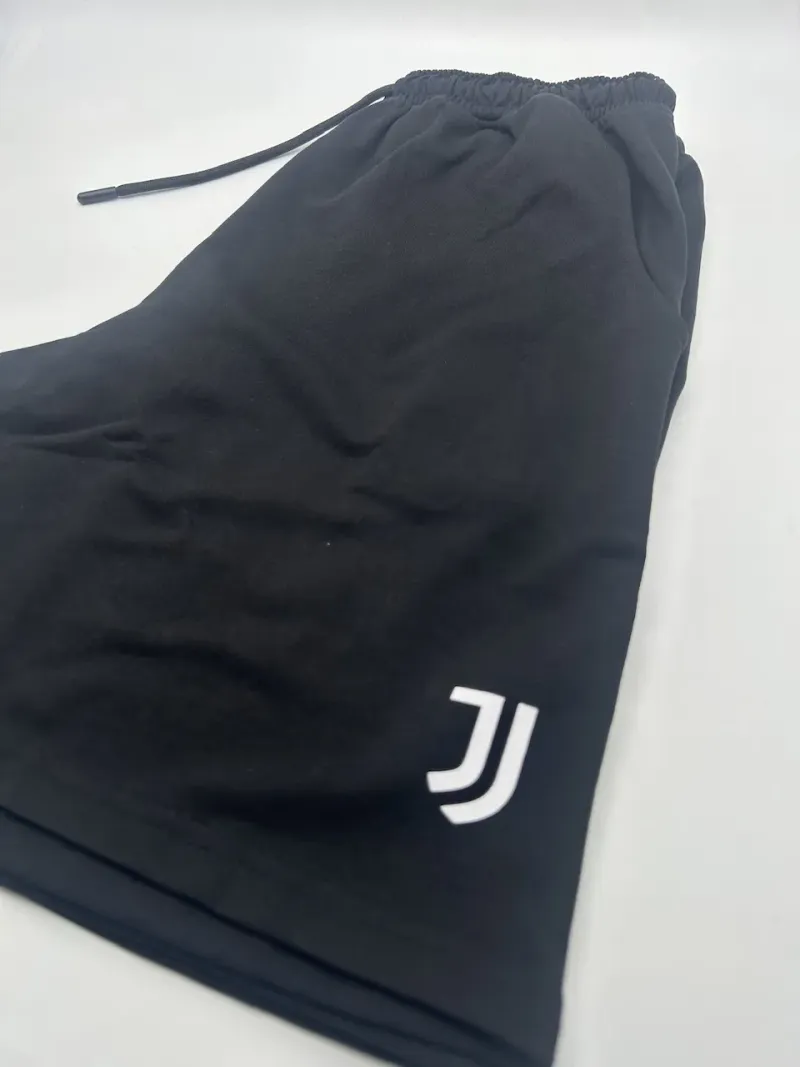 Acquista ora PIGIAMA UOMO COTONE 100% MEZZA MANICA PANTALONCINO COLLEZIONE 2025 HERMET FC JUVENTUS PGCJJ103000 su nonsolointimo1