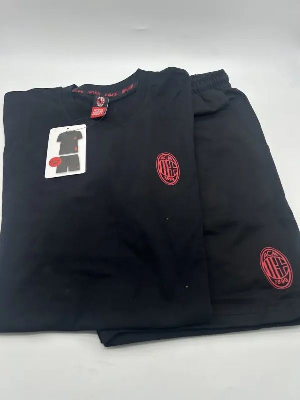 Acquista ora PIGIAMA UOMO COTONE 100% MEZZA MANICA PANTALONCINO COLLEZIONE 2025 HERMET AC MILAN PGCMJ102030 su nonsolointimo1994