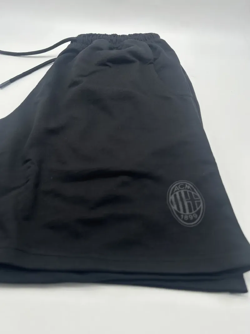 Acquista ora PIGIAMA UOMO COTONE 100% MEZZA MANICA PANTALONCINO COLLEZIONE 2025 HERMET AC MILAN PGCMJ102030 su nonsolointimo1994