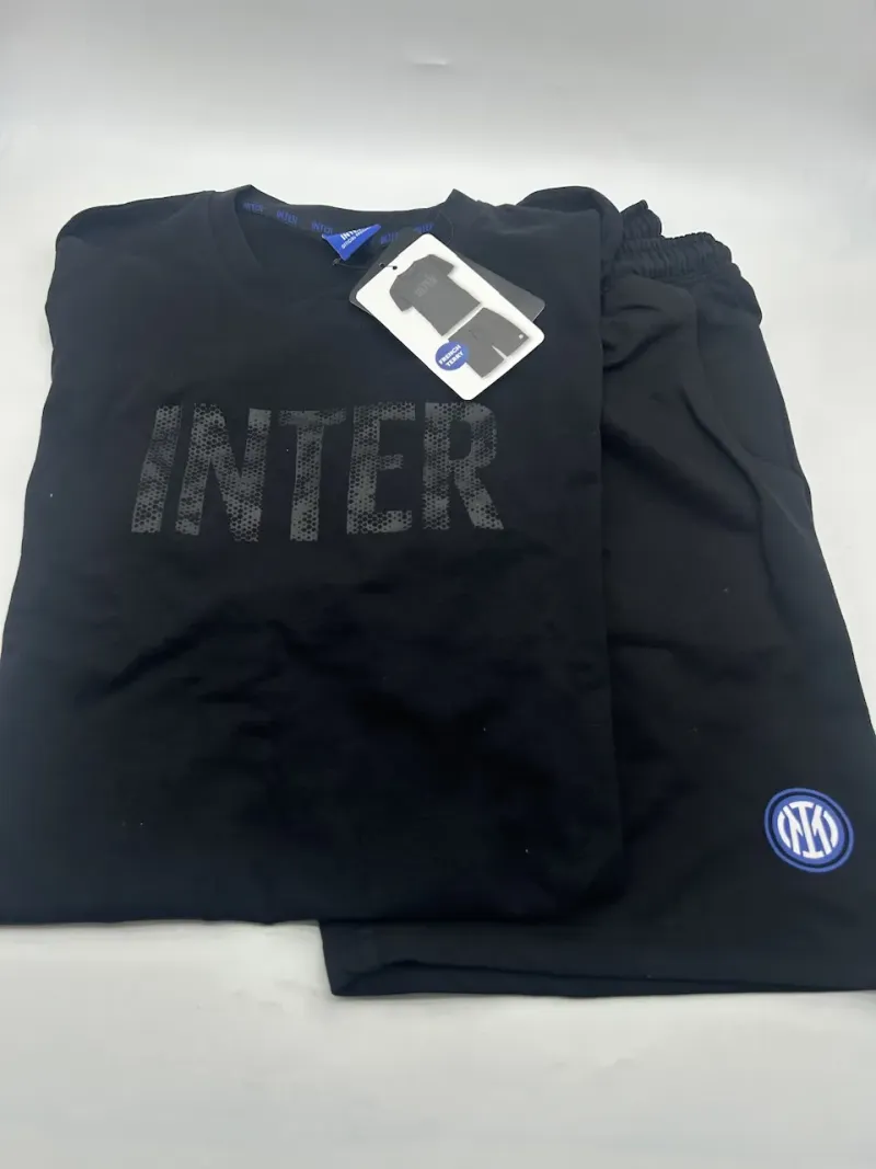 Acquista ora PIGIAMA UOMO COTONE 100% MEZZA MANICA PANTALONCINO COLLEZIONE 2025 HERMET FC INTER PGCIJ102065 su nonsolointimo1994