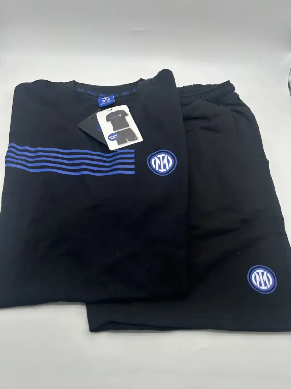 Acquista ora PIGIAMA UOMO COTONE 100% MEZZA MANICA PANTALONCINO COLLEZIONE 2025 HERMET FC INTER PGCIJ102065 su nonsolointimo1994