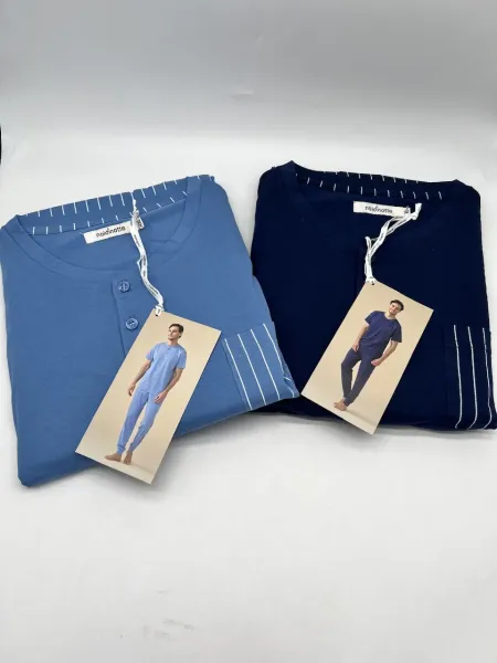 Acquista ora PIGIAMA UOMO MEZZA MANICA + PANTALONCINO NOI DI NOTTE FC3268 su nonsolointimo1994.com