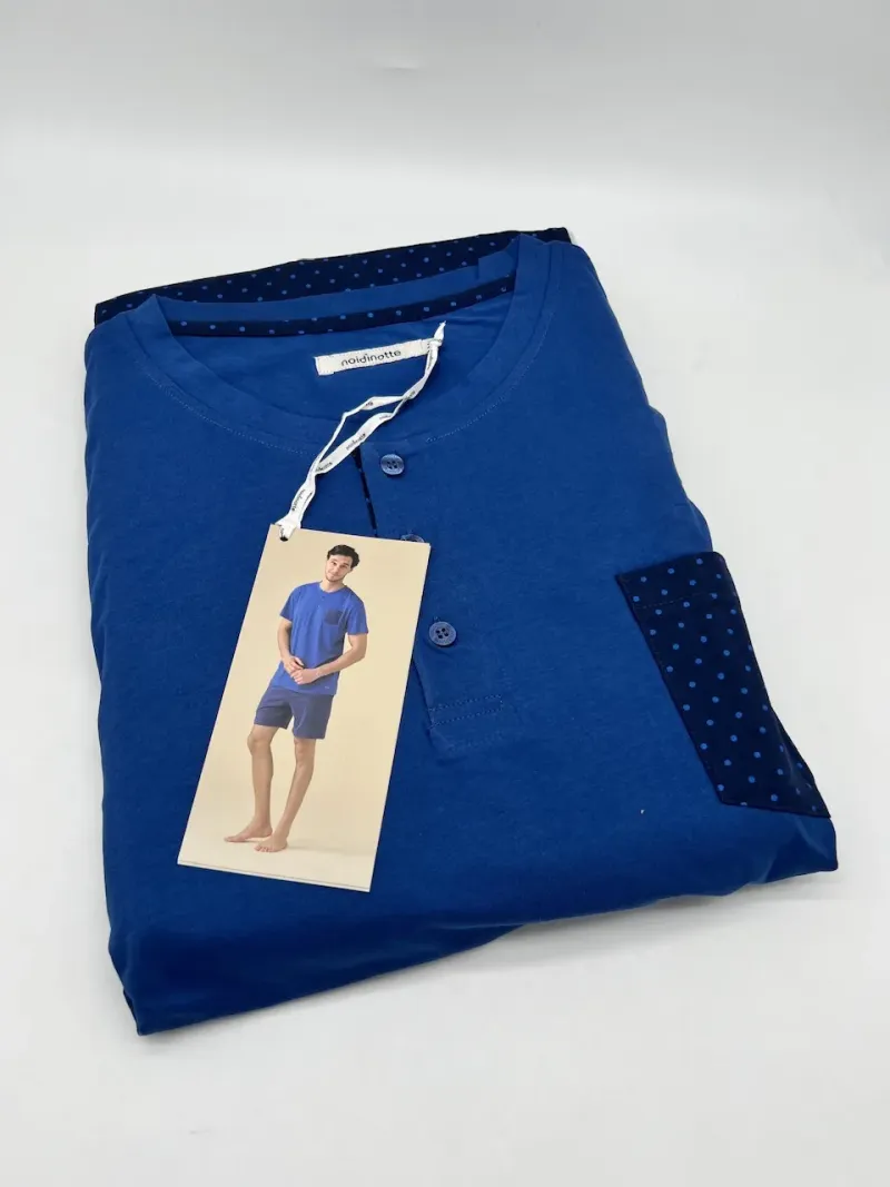 Acquista ora PIGIAMA UOMO MEZZA MANICA + PANTALONCINO NOI DI NOTTE FC3262 su nonsolointimo1994.com