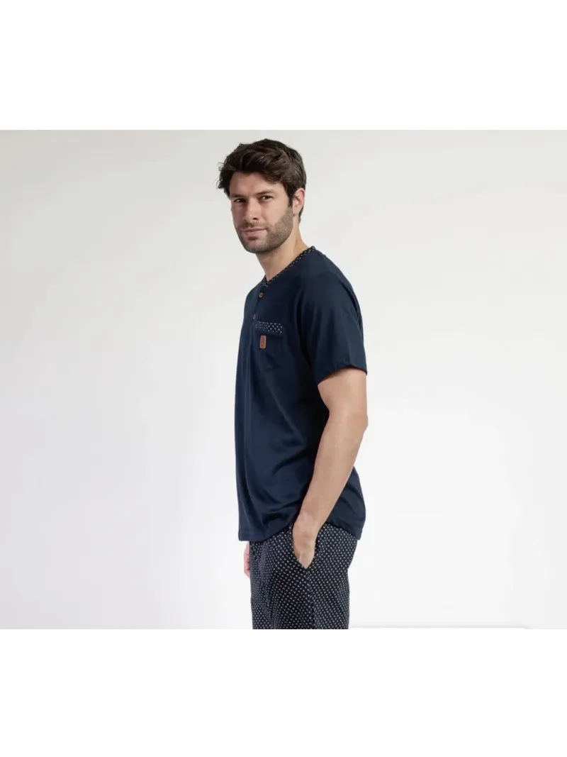 Acquista ora PIGIAMA UOMO MEZZA MANICA + PANTALONCINO ADMAS 63103 su nonsolointimo1994.com