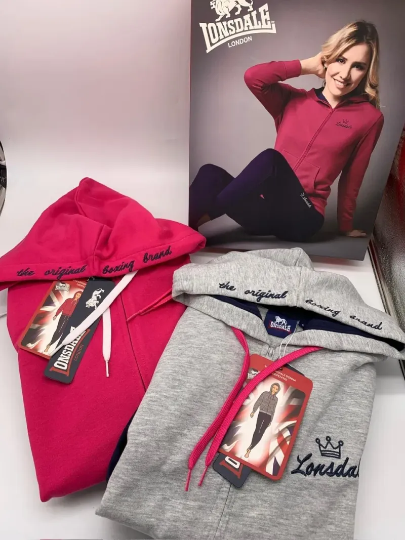 Acquista ora TUTA DONNA COTONE GARZATO CON CAPPUCCIO LONSDALE 24102 su nonsolointimo1994.com