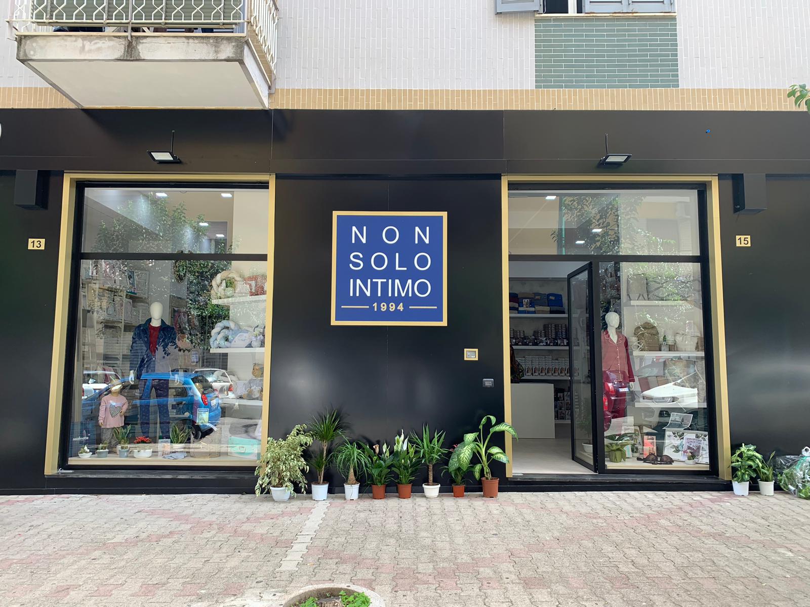 Vendita Intimo Online Donna, Uomo, Bambino e Neonato